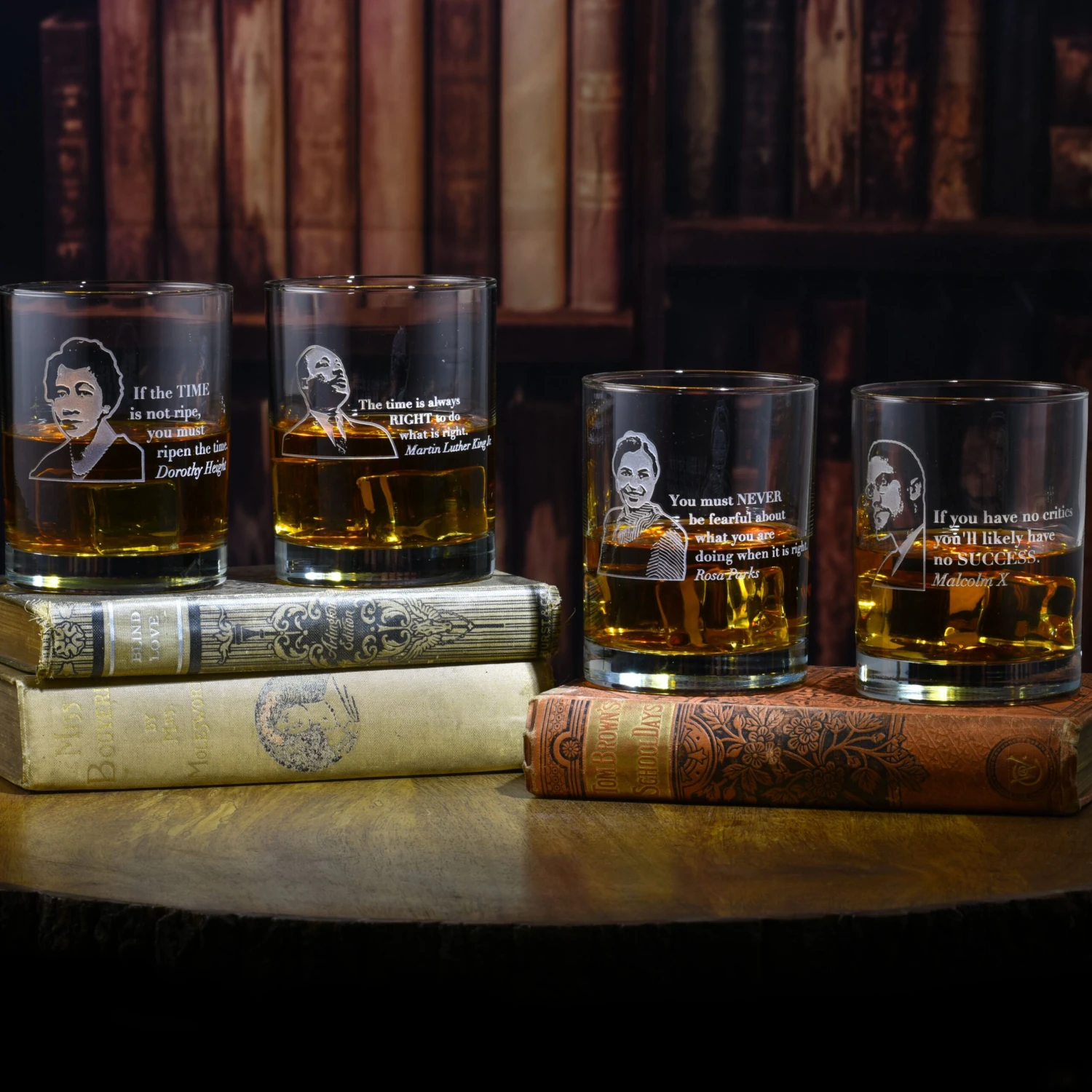 Black Leader Quotes Beer Glass Set, Love Knows No Color 3 Black Leader Quotes Beer Glass Set, Love Knows No Color - Image 3