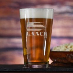 American Heroes Pint Pub Beer Glass