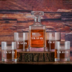 American Heroes Whiskey Decanter And Glasses Gift Set