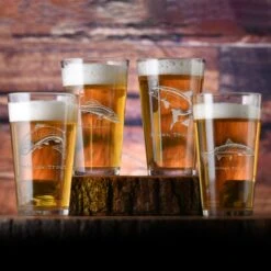 Fly Fishing Pint Glass Gift Set For Fishermen